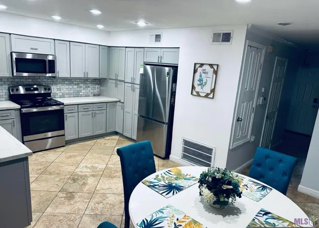 $250,000 | 706 Iberville Street, Laplace, LA 70068