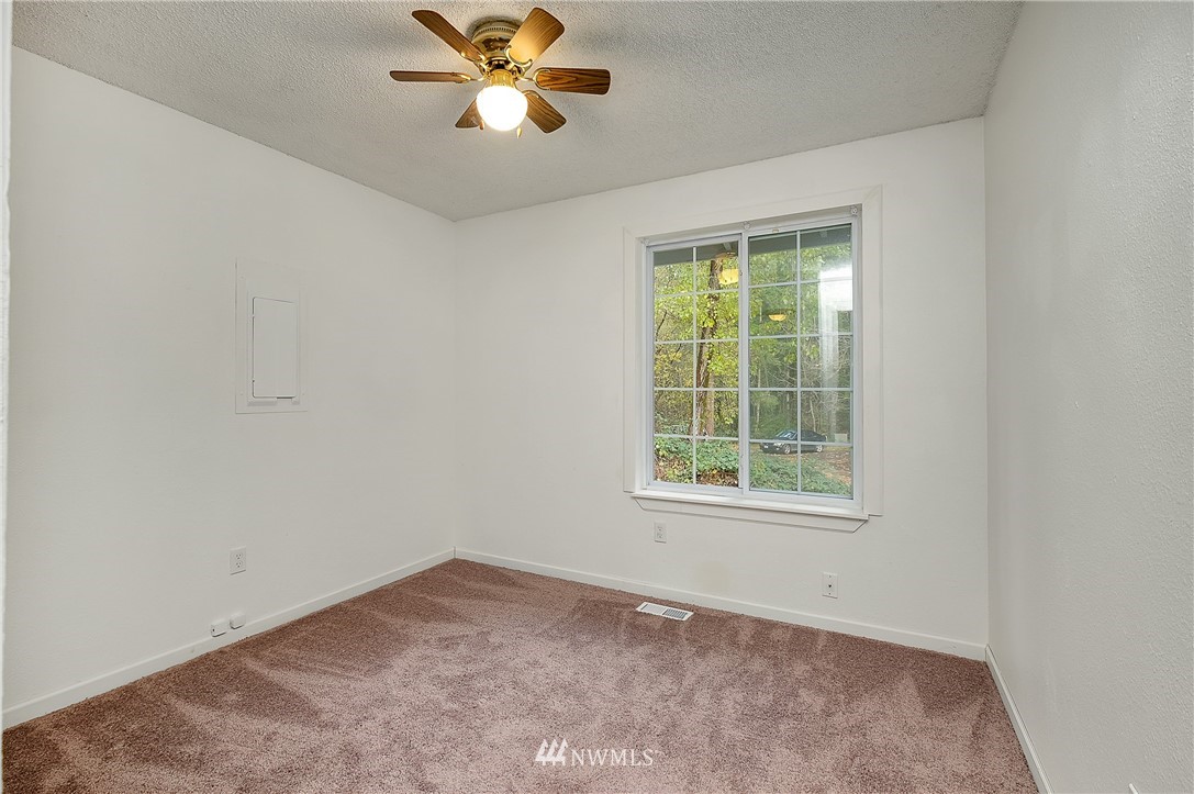 5574 Southeast Nelson Road Olalla, WA 98359 - Photo 20 of 38 Gallery Image 20