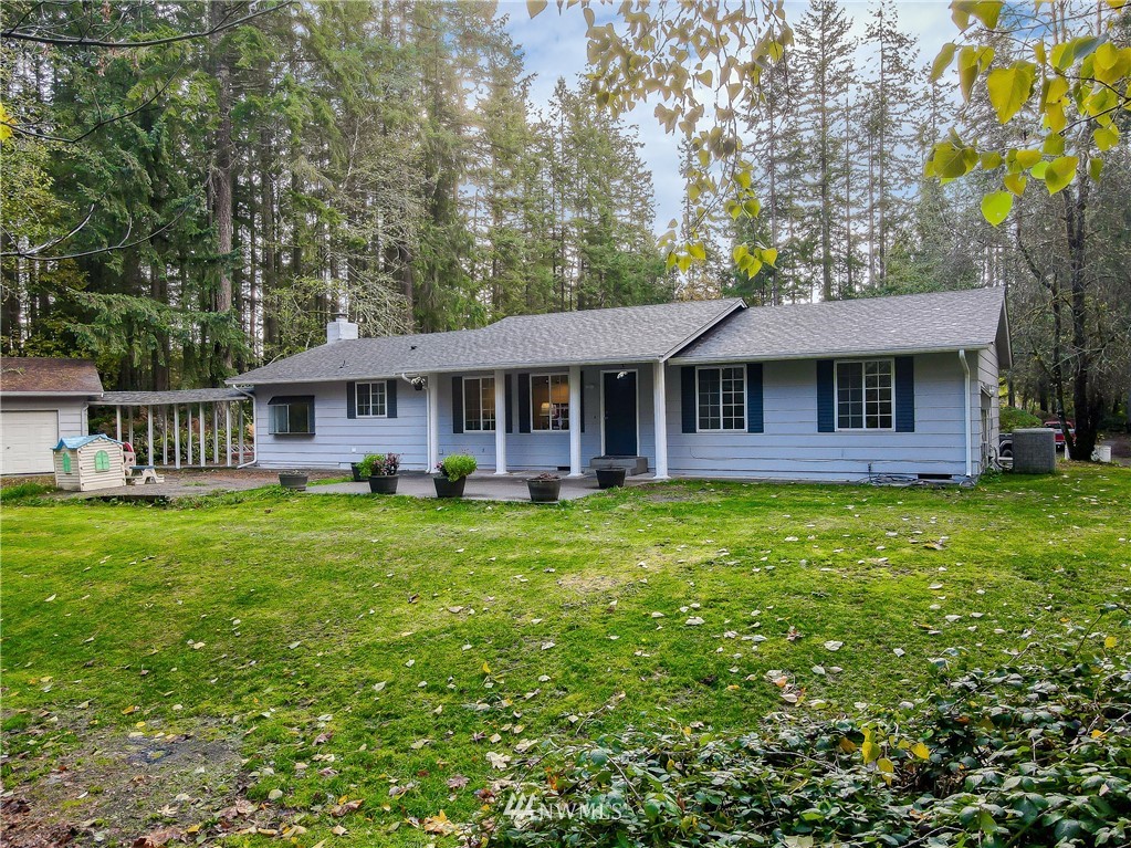 5574 Southeast Nelson Road Olalla, WA 98359 - Photo 3 of 38 Gallery Image 3