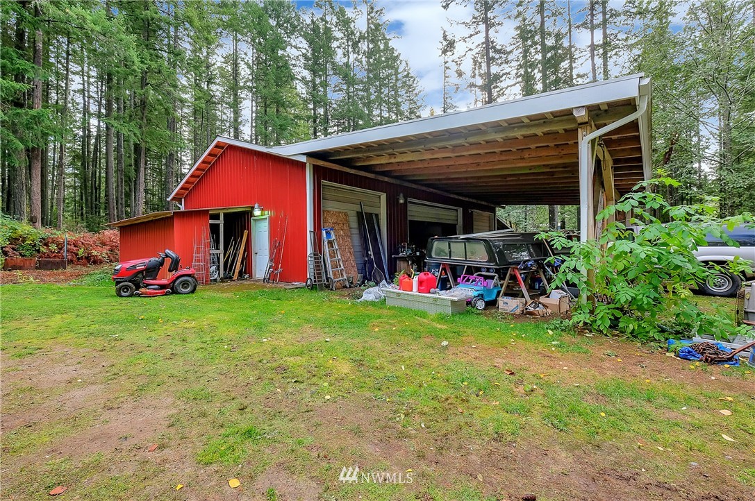 5574 Southeast Nelson Road Olalla, WA 98359 - Photo 4 of 38 Gallery Image 4