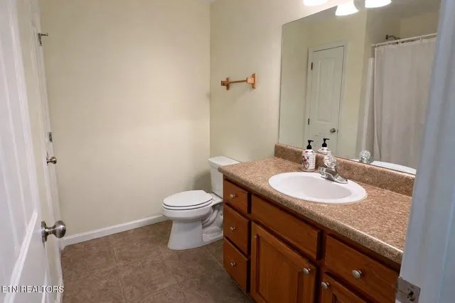 2637 Fisherman Street, Unit 28, Kodak, TN 37764