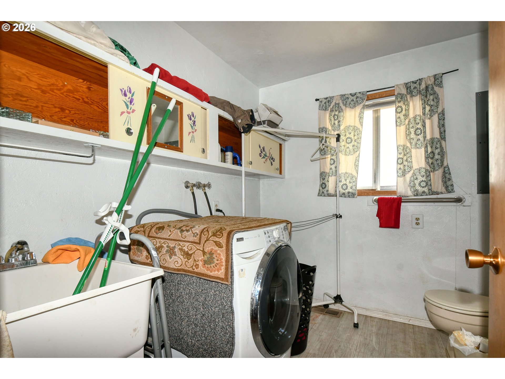 113 Southeast 7th Street Pendleton, OR 97801 - Photo 20 of 29 Laundry
