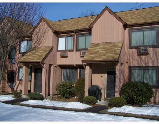 219 High Street, Unit 219F Westerly, RI 02891 - Photo 1 of 8 Exterior Front.