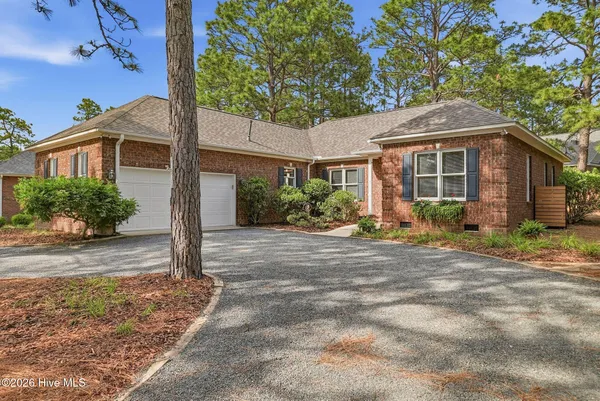$460,000 | 7 Riviera Drive, Pinehurst, NC 28374
