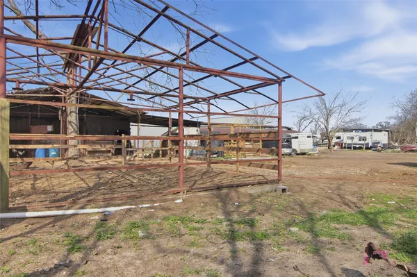 $265,000 | 205 West Harris Avenue, Pasadena, TX 77506