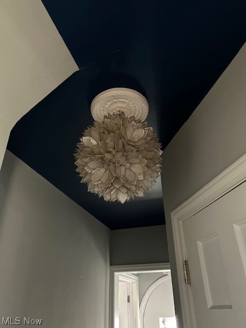 2531 Laurelhurst Road Cleveland, OH 44118 - Photo 12 of 14 Gallery Image 12