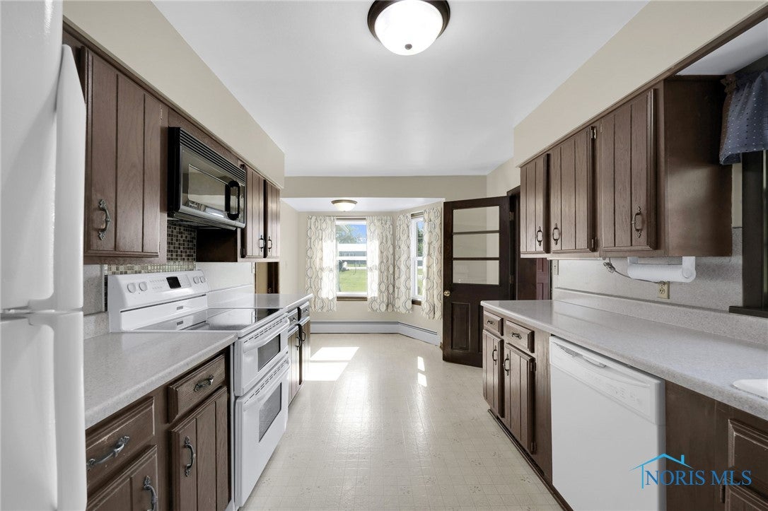 46 South Stadium Road Oregon, OH 43616 - Photo 15 of 45 Gallery Image 15