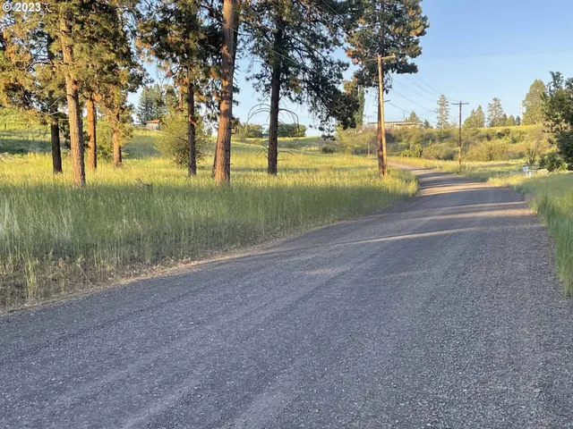 a view of a lake view