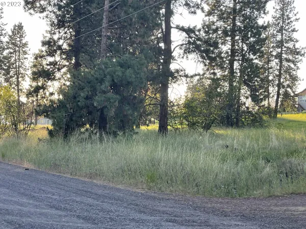 $17,900 | Twin Lakes Road, Unit 3, Chiloquin, OR 97624