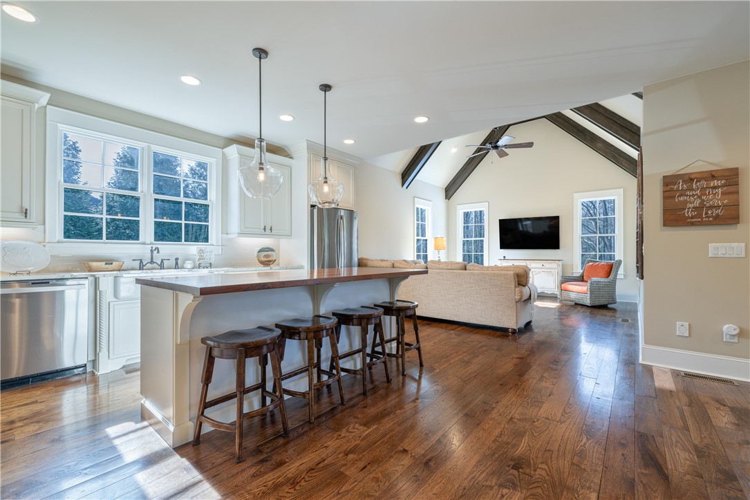 301 Stonebridge Drive Clemson, SC 29631 - Photo 13 of 47