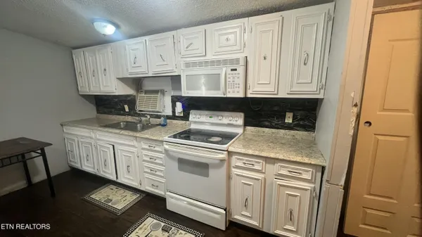 $135,000 | 9042 Old Maynardville Pike, Knoxville, TN 37938