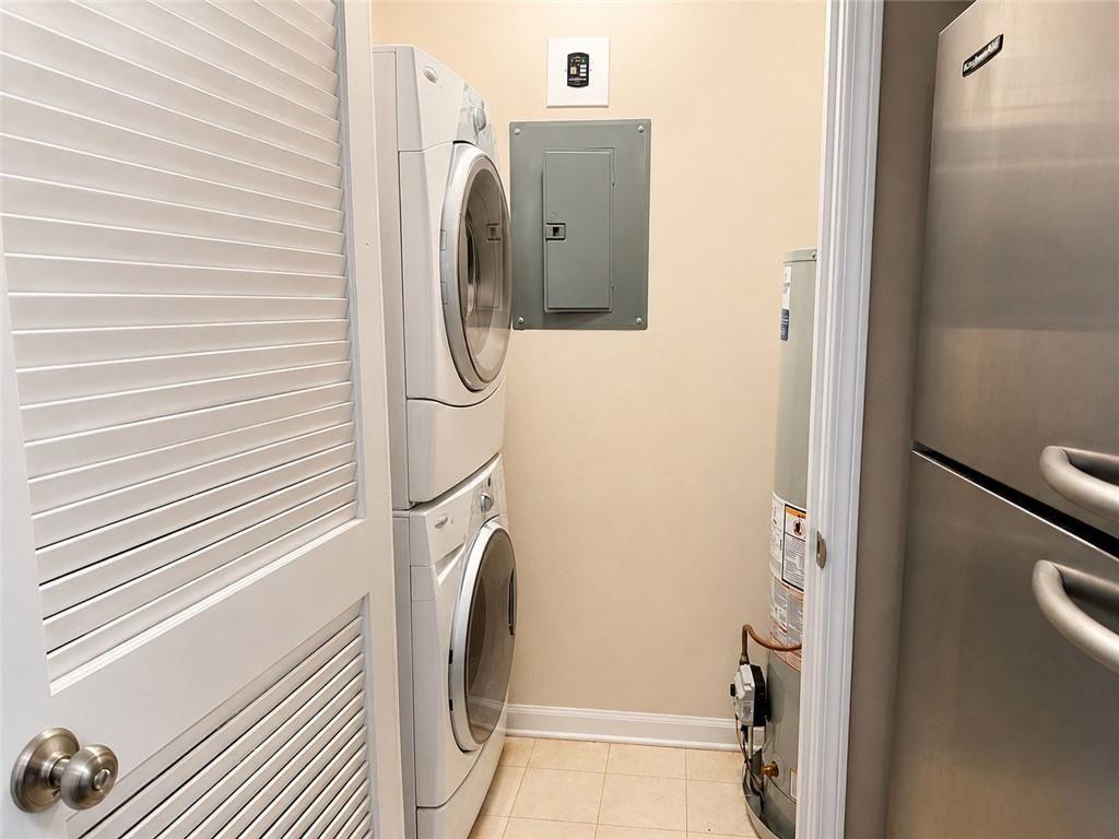 2657 Lenox Road Northeast, Unit G 90 Atlanta, GA 30324 - Photo 5 of 16 Gallery Image 5