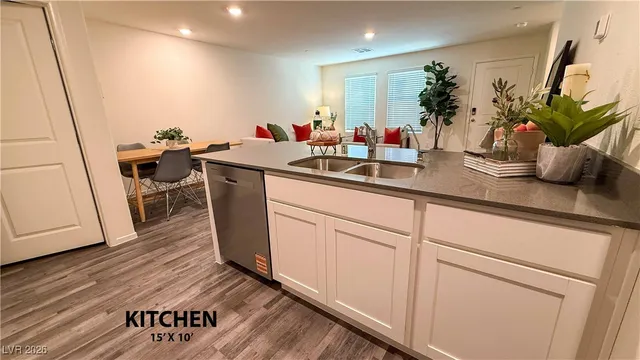 $1,750 | 4989 Chapin Mesa Avenue, Las Vegas, NV 89139