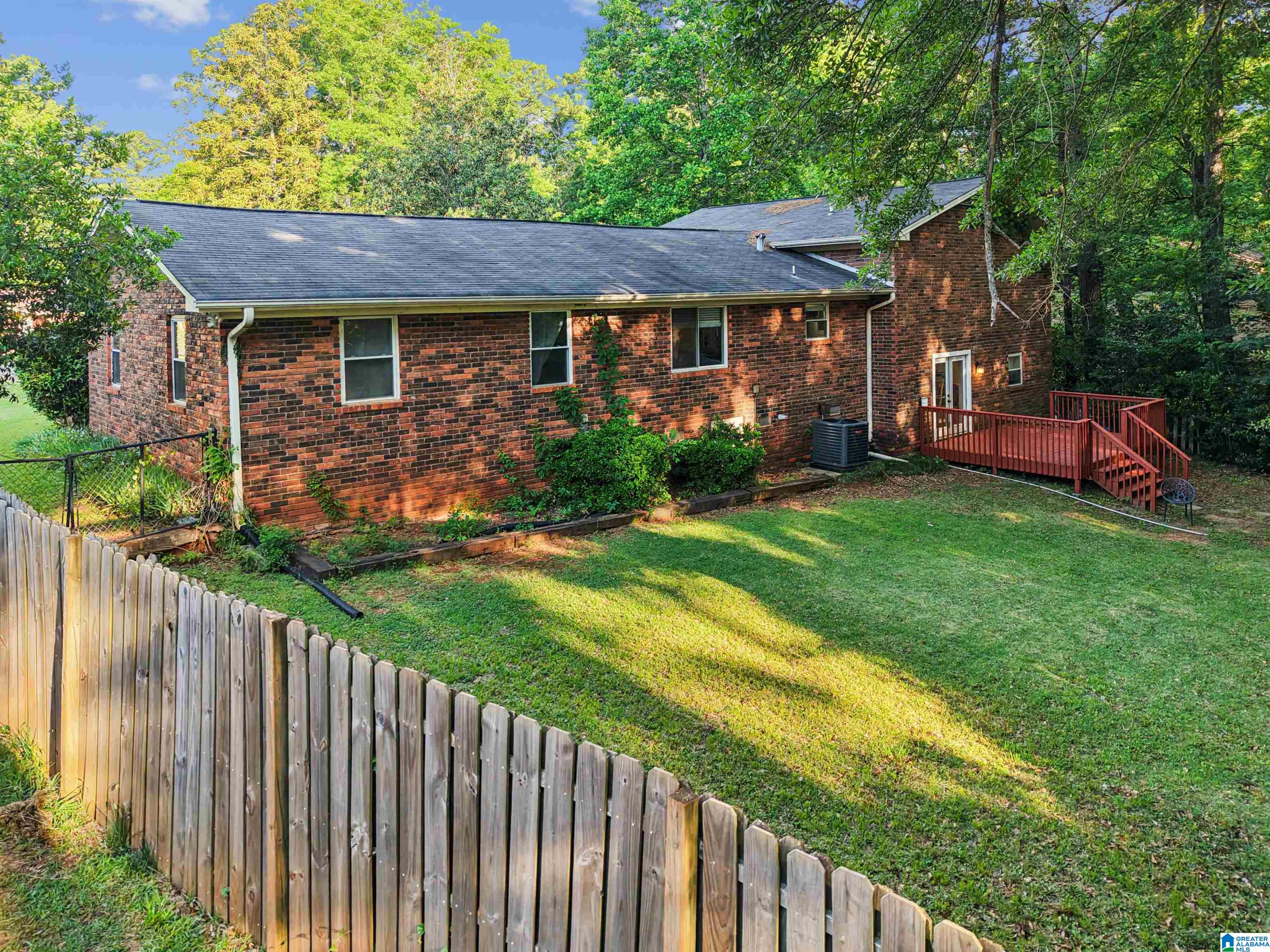 335 Cherokee Street Montevallo, AL 35115 - Photo 4 of 40