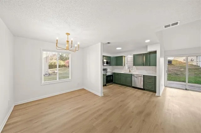 $239,900 | 12435 Charlotte Street, Kansas City, MO 64146