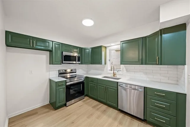 $239,900 | 12435 Charlotte Street, Kansas City, MO 64146