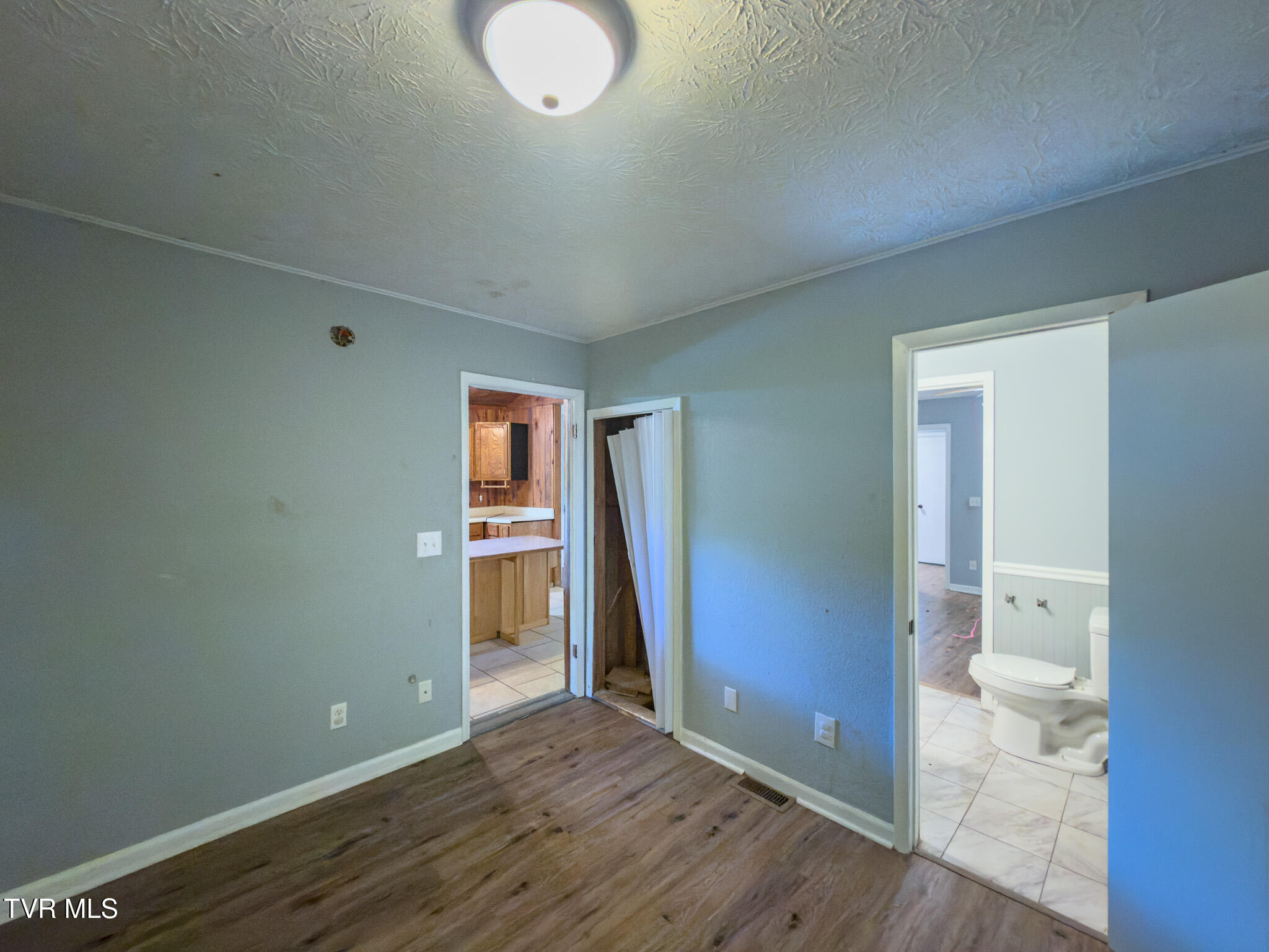 106 Arwood Hill Road Hampton, TN 37658 - Photo 20 of 25 IMG_6149
