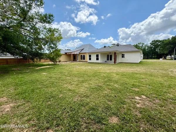 $279,900 | 103 Berchman Oaks Drive, Lafayette, LA 70506