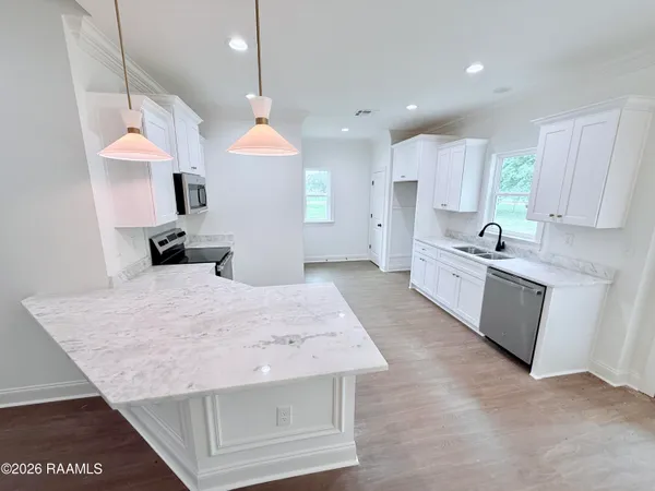 $279,900 | 103 Berchman Oaks Drive, Lafayette, LA 70506
