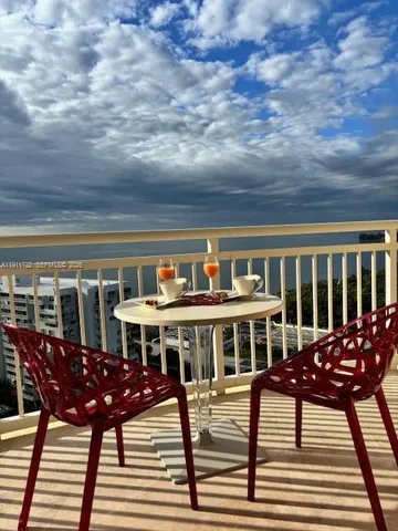 $775,000 | 2475 Brickell Avenue, Unit 1907, Miami, FL 33129