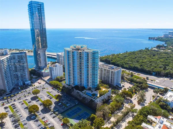 $769,000 | 2475 Brickell Avenue, Unit 1907, Miami, FL 33129