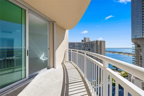 $769,000 | 2475 Brickell Avenue, Unit 1907, Miami, FL 33129