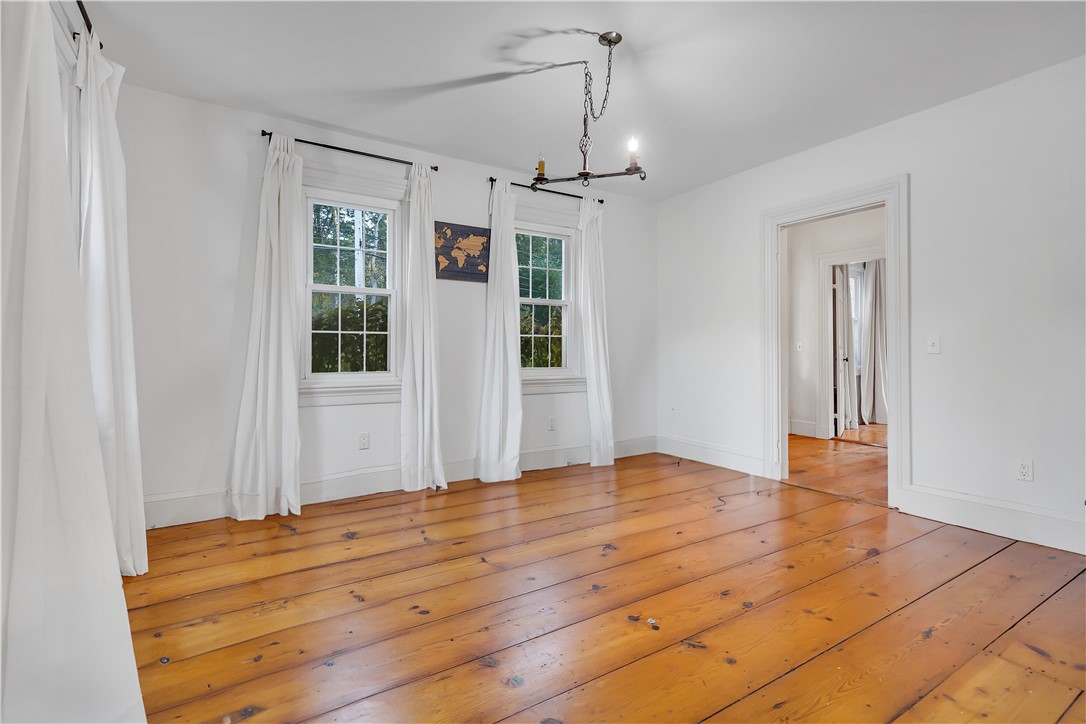 247 Elmdale Road Scituate, RI 02857 - Photo 17 of 45