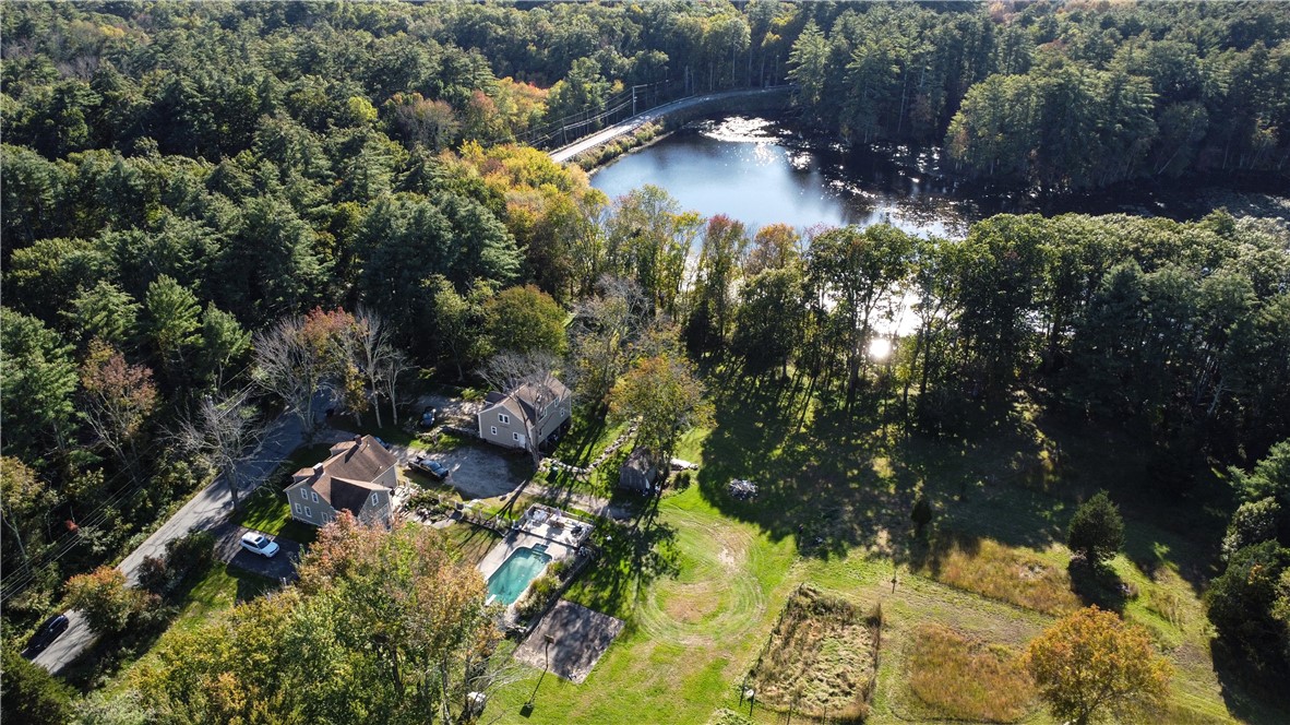 247 Elmdale Road Scituate, RI 02857 - Photo 5 of 45