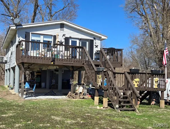 $129,999 | 161 Old River Road, Elsberry, MO 63343