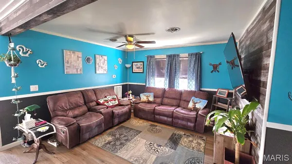 $129,999 | 161 Old River Road, Elsberry, MO 63343
