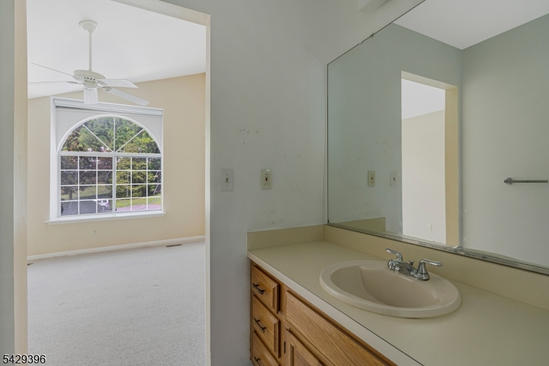 44 Spruce Court Bedminster, NJ 07921 - Photo 21 of 32