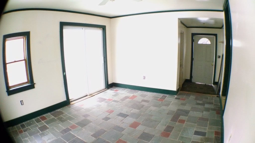 42 Prospect Street Rochester, NH 03867 - Photo 4 of 12