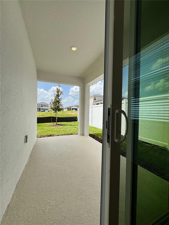 2261 Juniper Berry Drive Minneola, FL 34715 - Photo 4 of 17