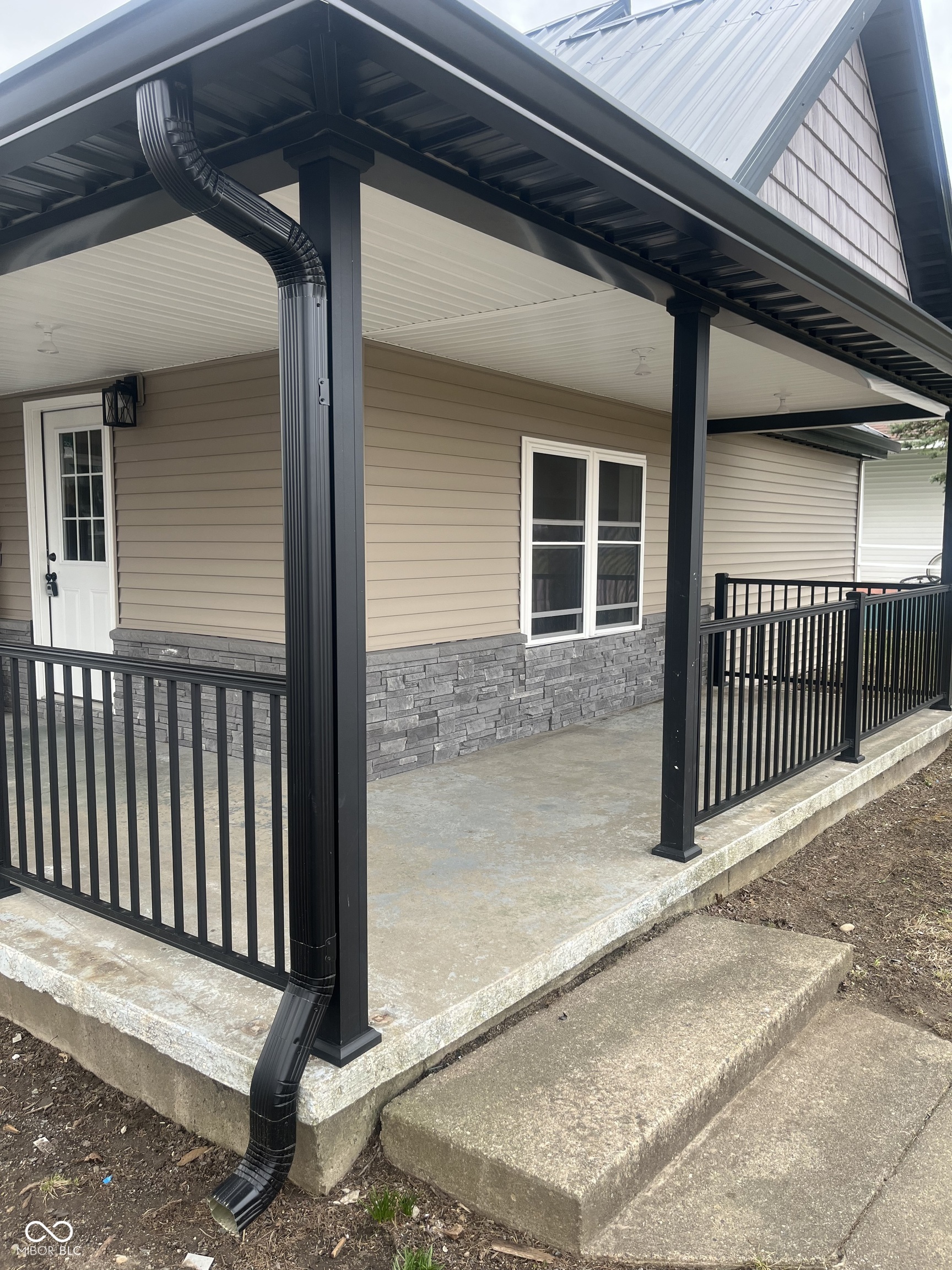 354 Bloomingdale Road Montezuma, IN 47862 - Photo 6 of 21