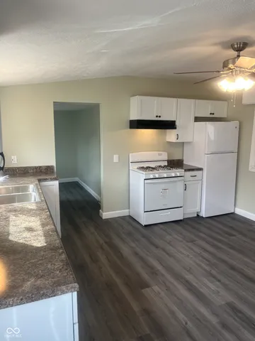 $129,900 | 354 Bloomingdale Road, Montezuma, IN 47862