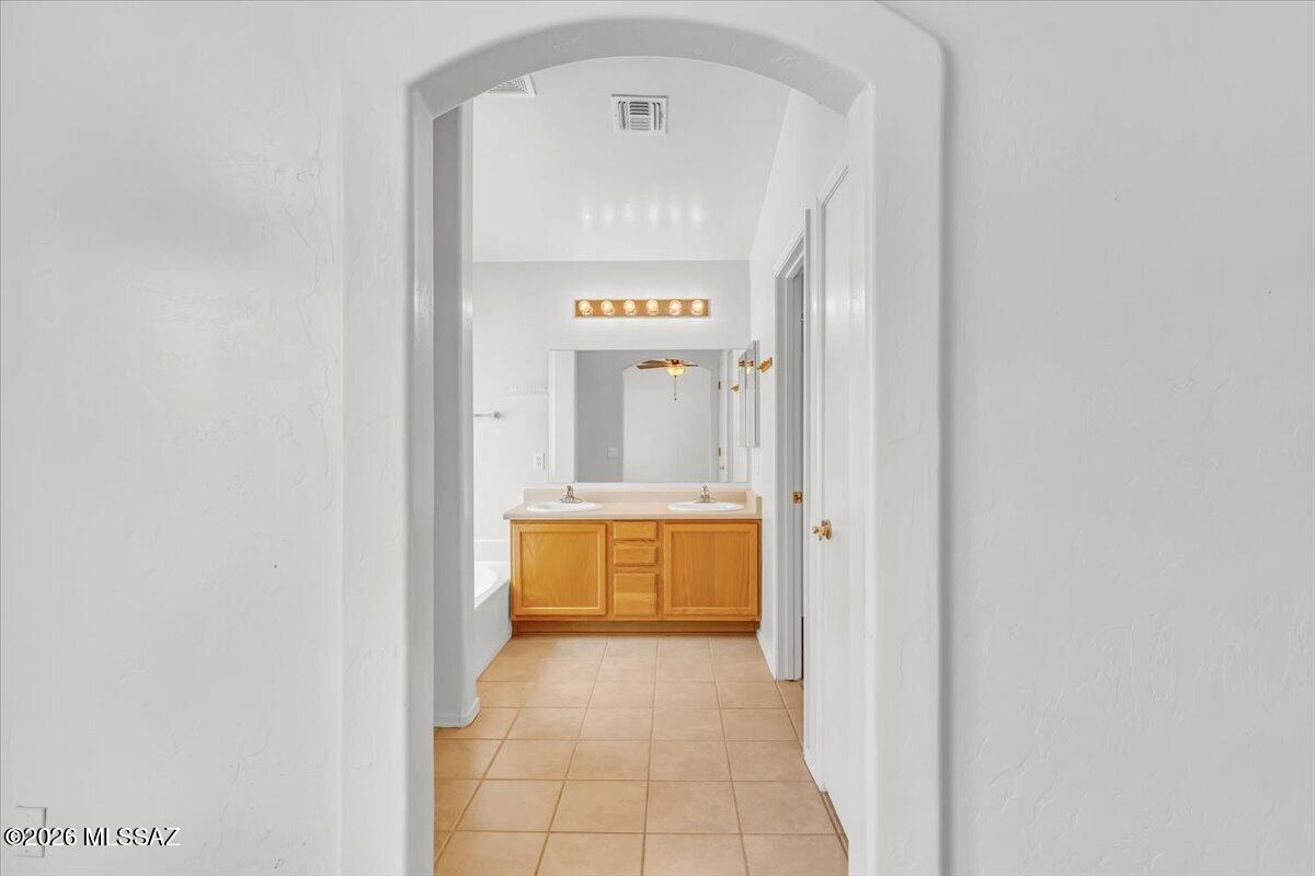 1311 West Calle Rancho Rio Tucson, AZ 85714 - Photo 21 of 36