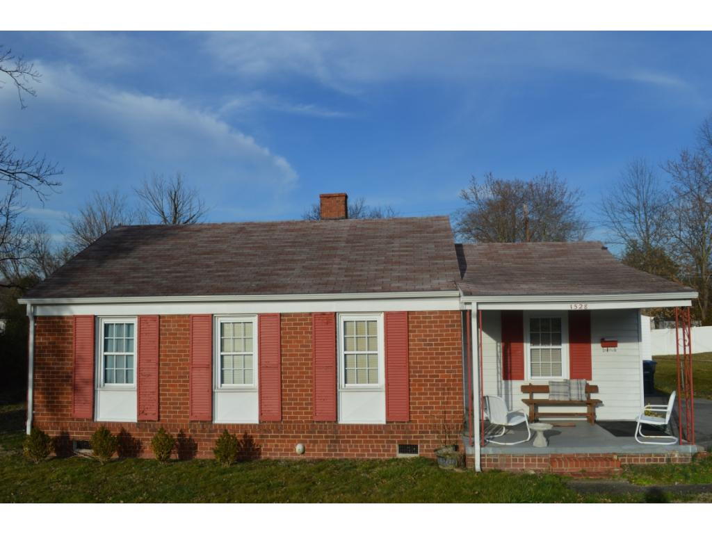 1528 Kings Road Kingsport, TN 37664 - Photo 1 of 8 Photo 1