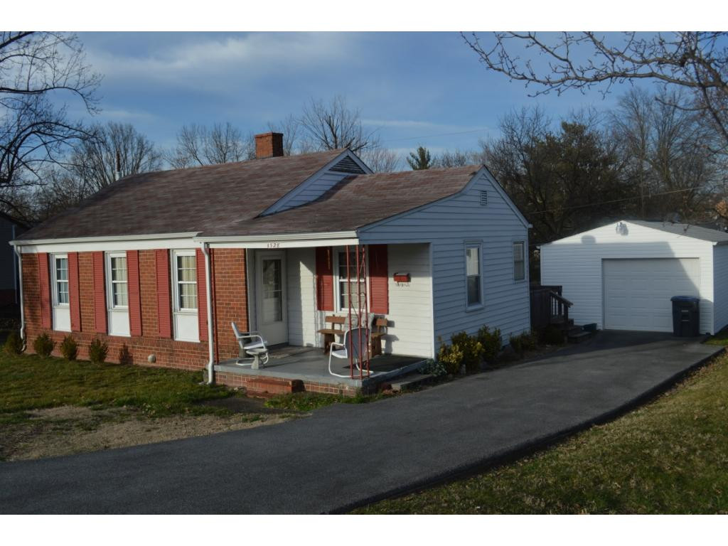 1528 Kings Road Kingsport, TN 37664 - Photo 2 of 8 Photo 2