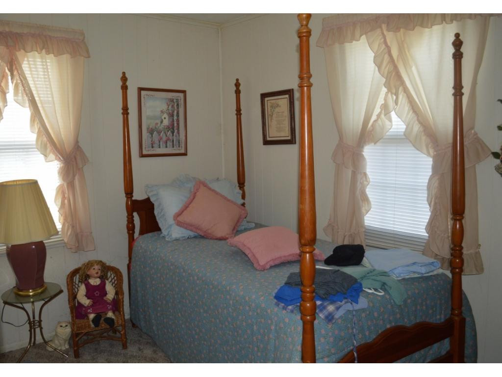 1528 Kings Road Kingsport, TN 37664 - Photo 7 of 8 Photo 7