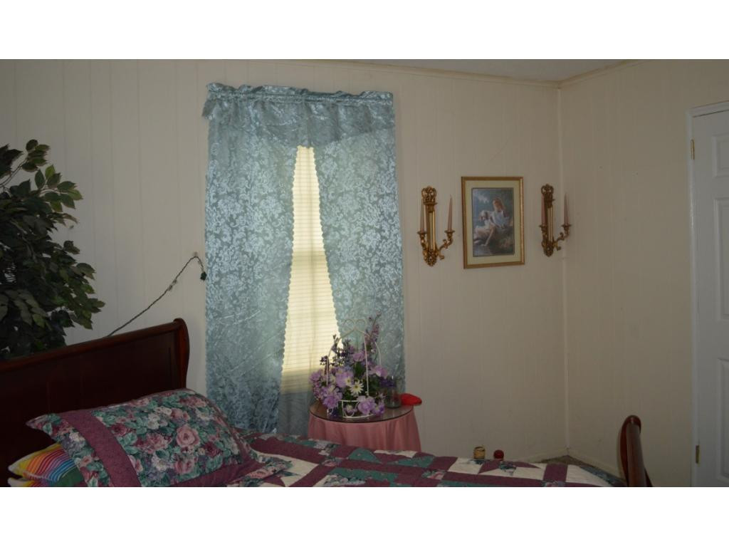 1528 Kings Road Kingsport, TN 37664 - Photo 8 of 8 Photo 8