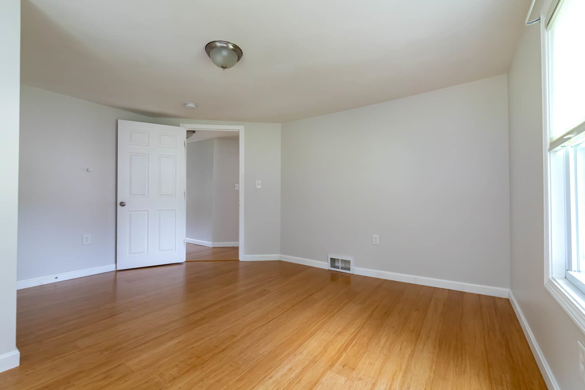 20 Dodge Street Rochester, NH 03867 - Photo 16 of 36