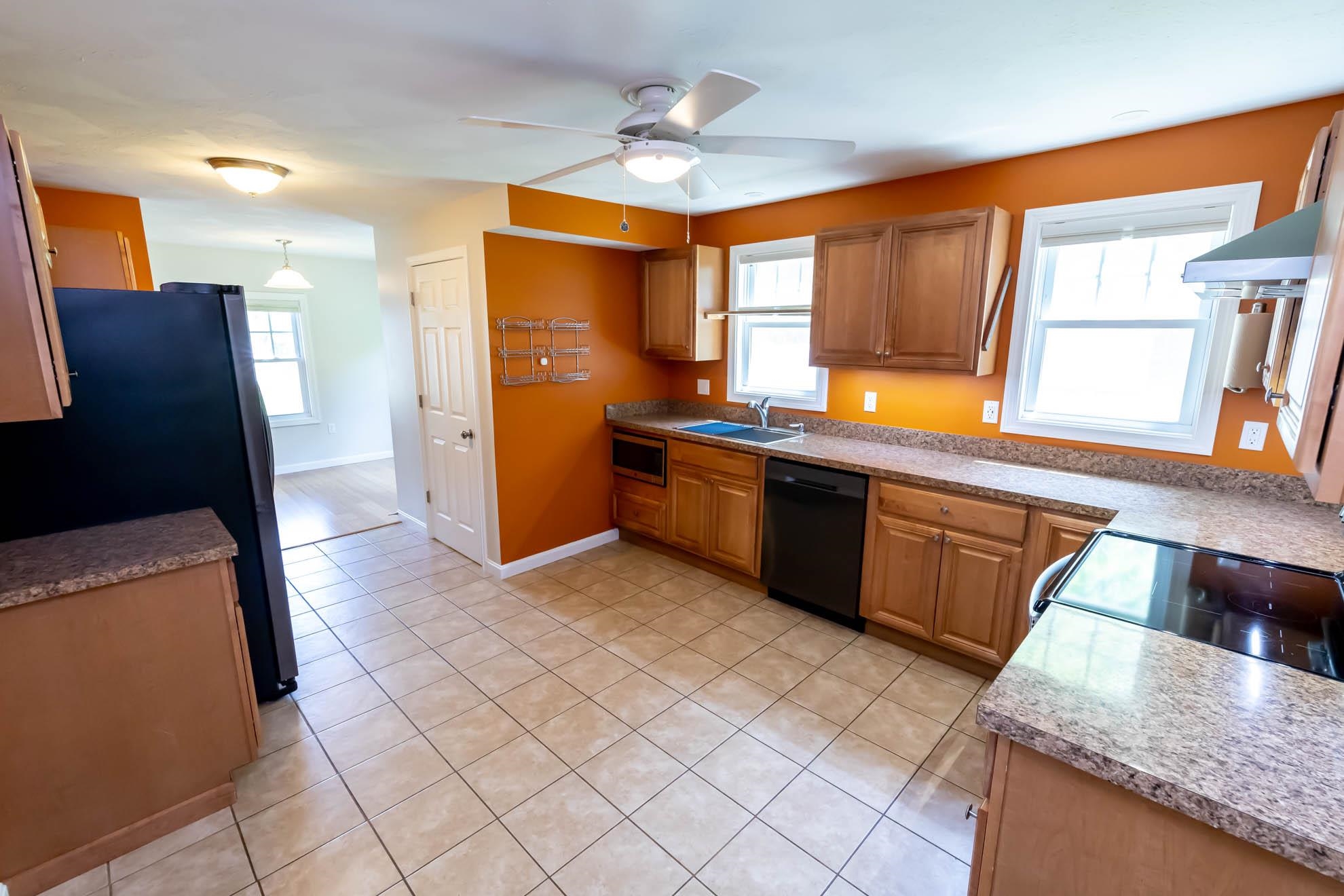 20 Dodge Street Rochester, NH 03867 - Photo 5 of 36