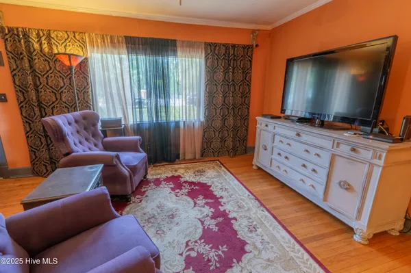 $279,000 | 3525 Wilshire Boulevard, Wilmington, NC 28403