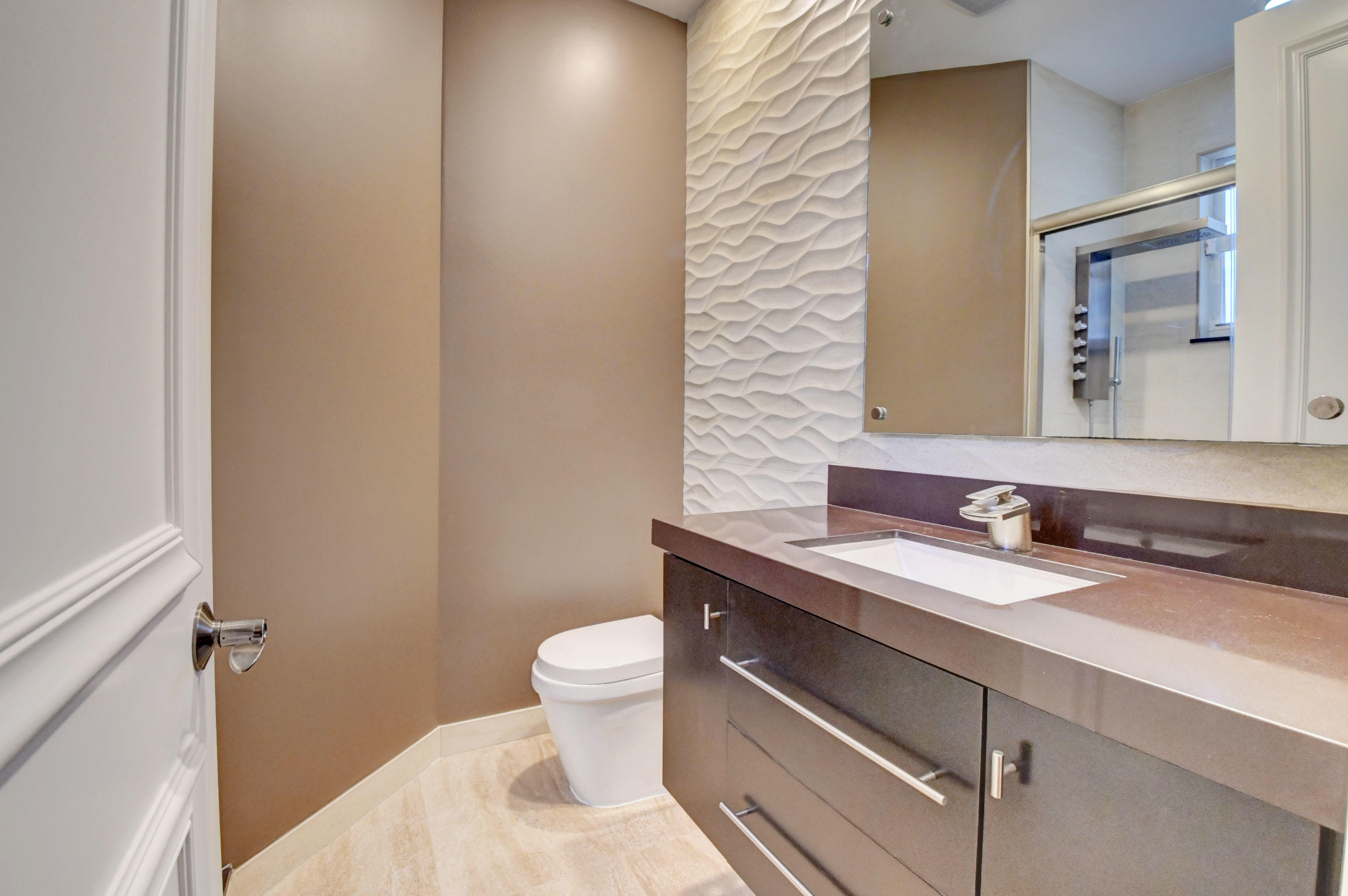 6545 Northwest 39th Terrace Boca Raton, FL 33496 - Photo 33 of 37 Bathroom for Bedroom 3