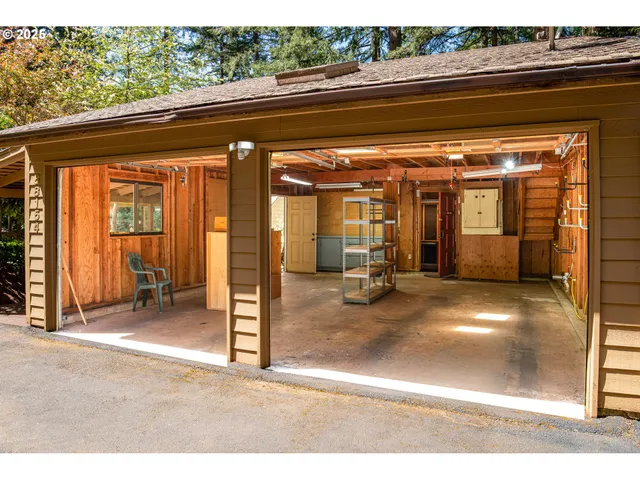 $599,000 | 88154 Tiki Lane, Springfield, OR 97478