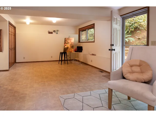 $599,000 | 88154 Tiki Lane, Springfield, OR 97478