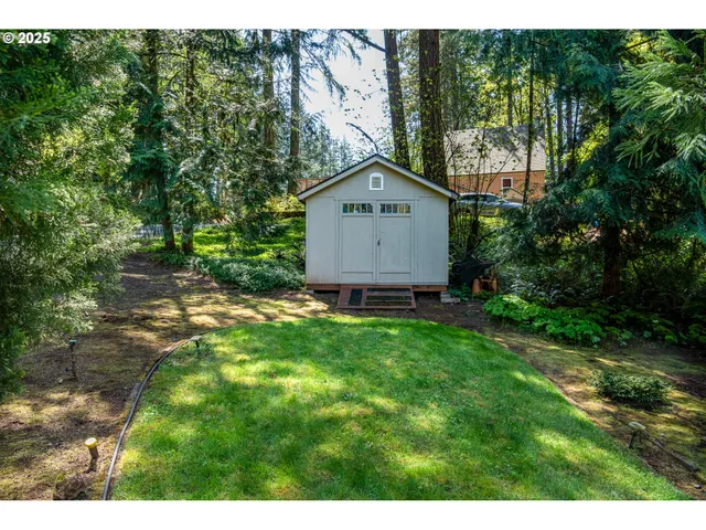 $599,000 | 88154 Tiki Lane, Springfield, OR 97478