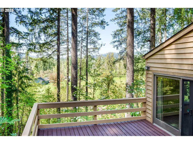 $599,000 | 88154 Tiki Lane, Springfield, OR 97478