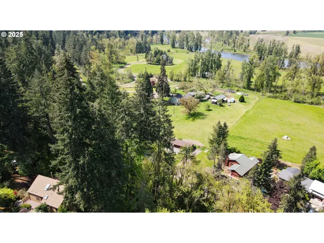 $599,000 | 88154 Tiki Lane, Springfield, OR 97478