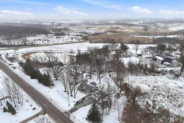 $425,000 | 3901 230th Street East, Prior Lake, MN 55372